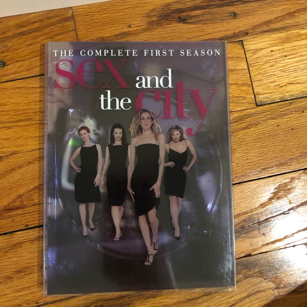 💖 Sex and the City: The Complete First Season DVD Set – TV Show Series 💖